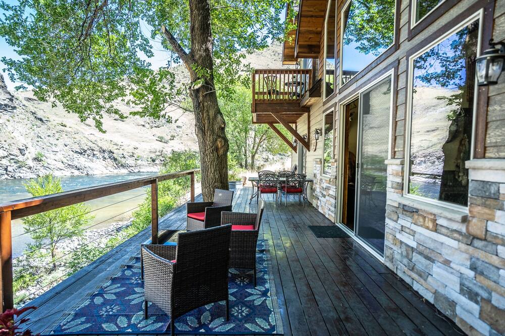 Photo of Patio Balcony in Riggins