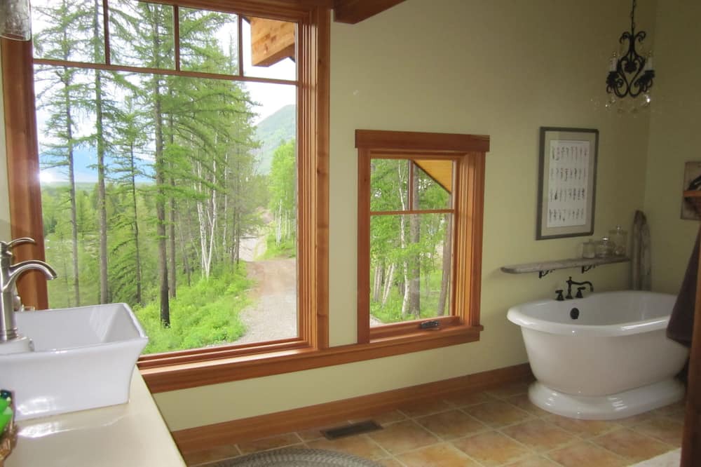 Photo of Bathroom in West Glacier