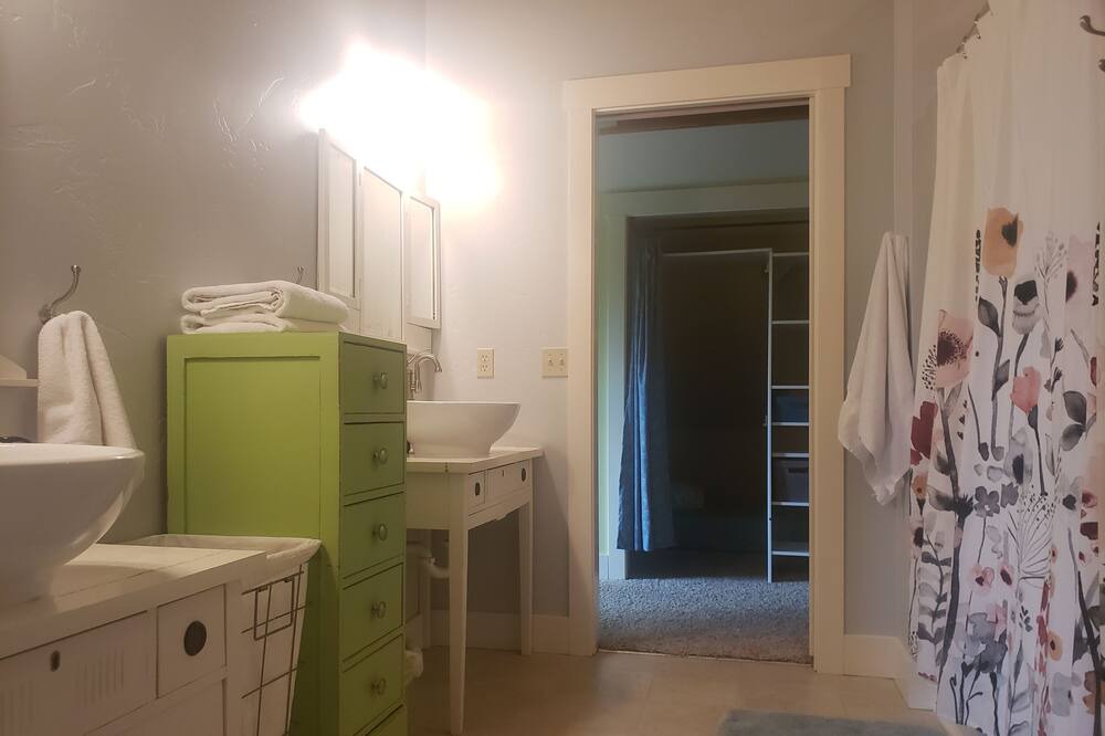 Photo of Bathroom in West Glacier