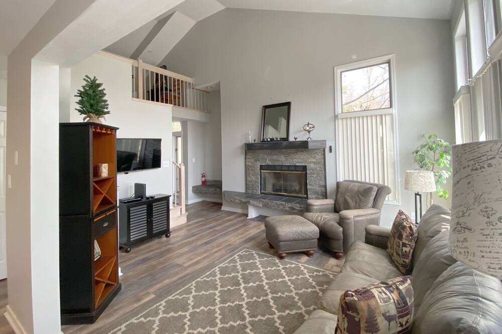 Photo of Livingroom in Lake Harmony