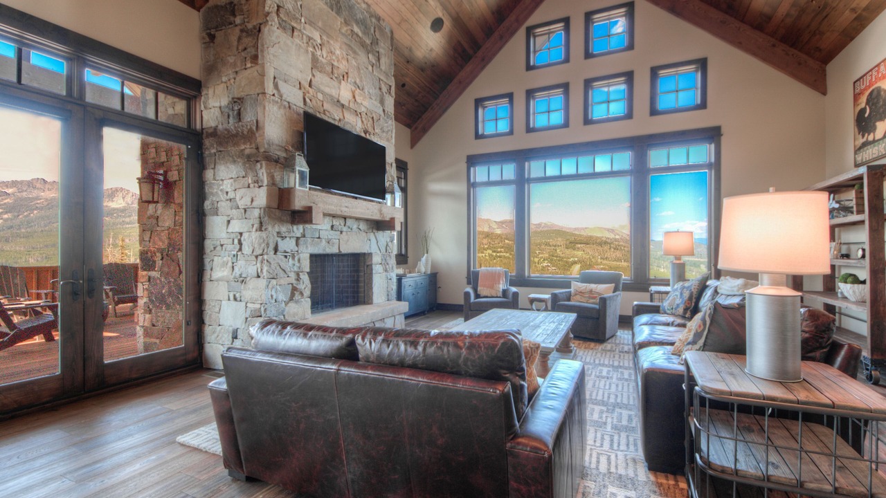 Photo of Livingroom in Big Sky