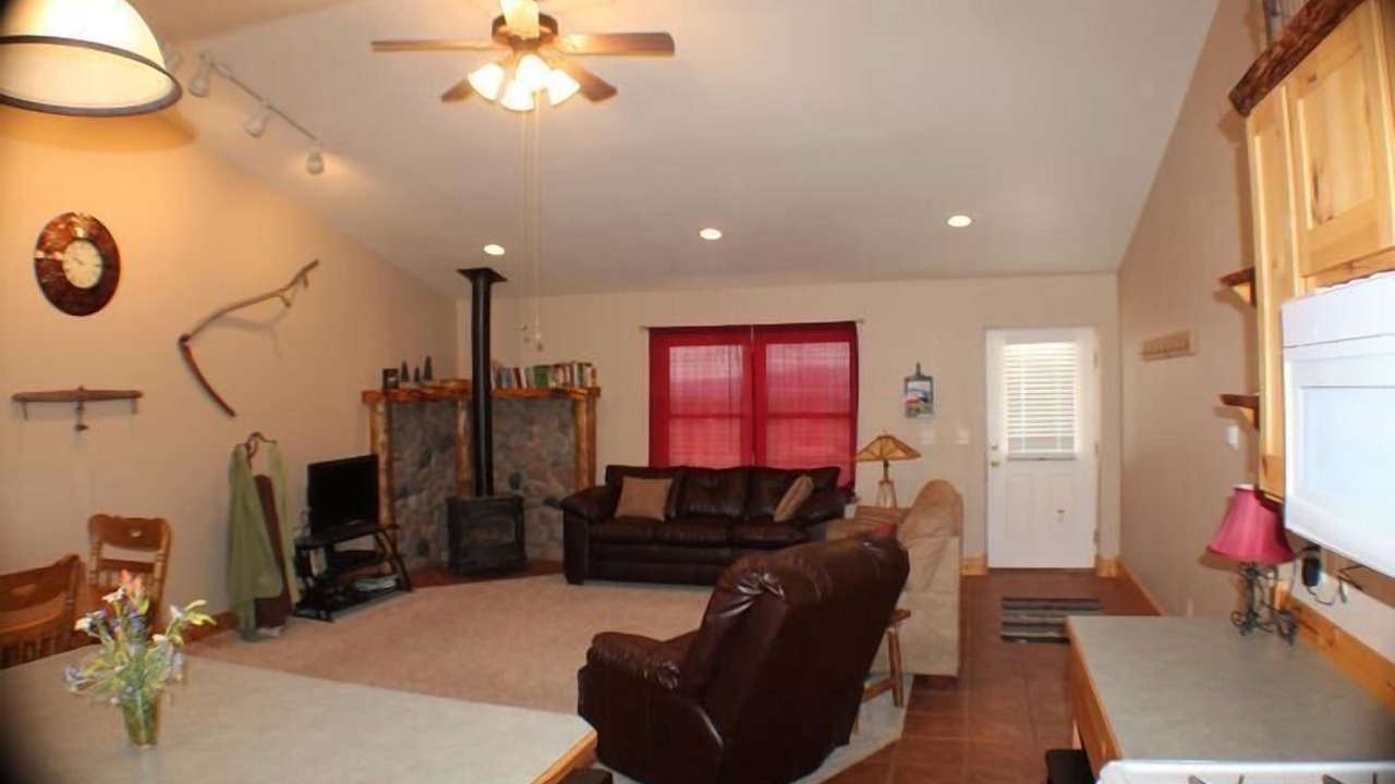 Photo of Livingroom in Centennial