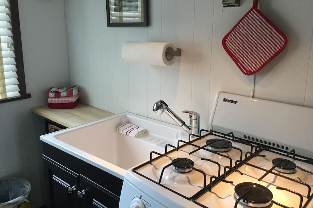 Photo of Kitchen in Gallatin Gateway