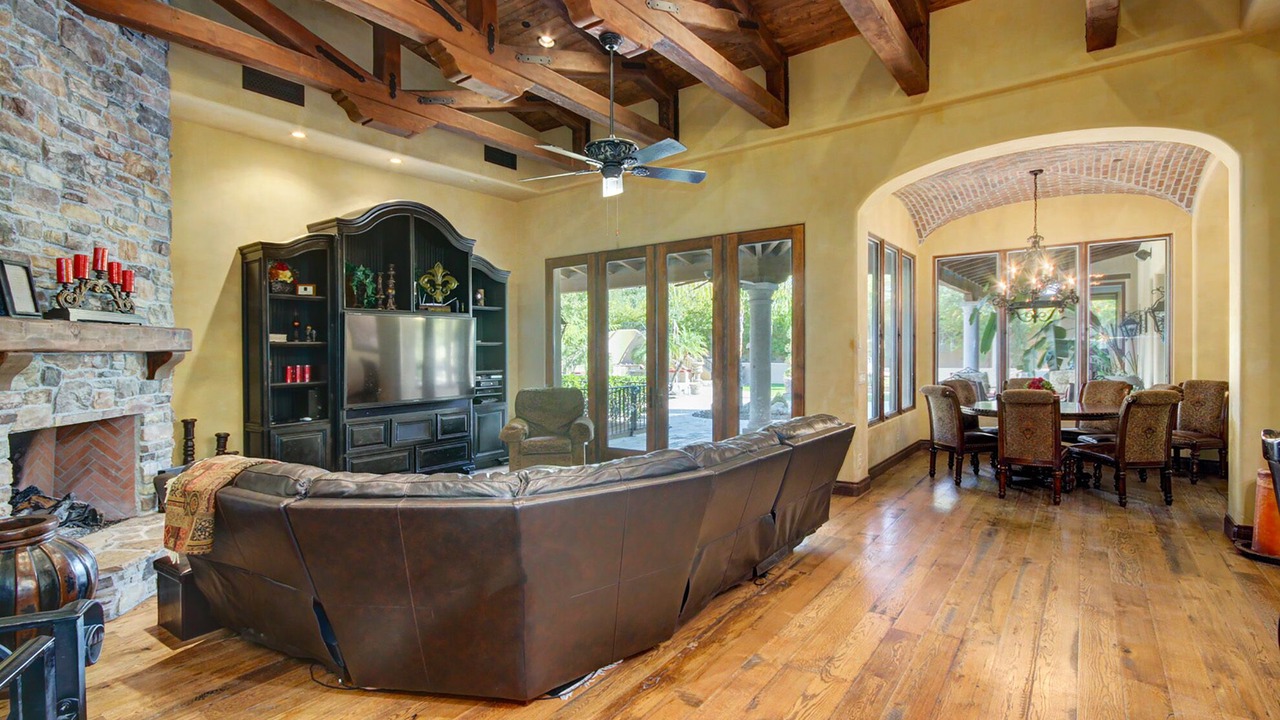 Photo of Livingroom in Scottsdale Foothills