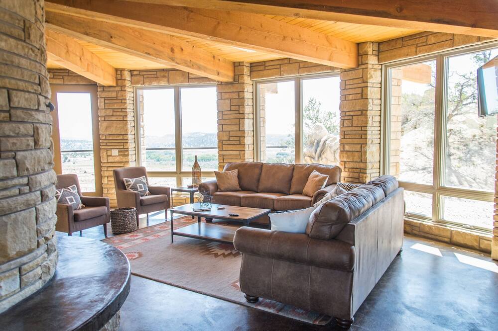 Photo of Livingroom in Escalante