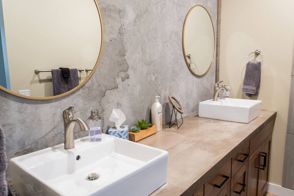 Photo of Bathroom in Escalante