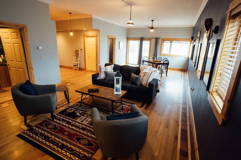 Photo of Livingroom in Livingston