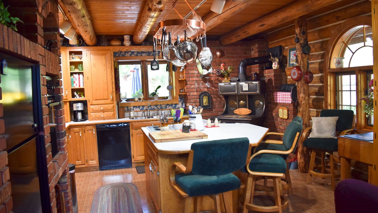 Photo of Kitchen in West Glacier