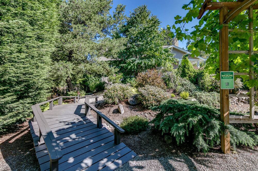 Photo of Others in Bainbridge Island