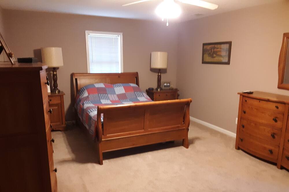 Photo of Bedroom in Dover