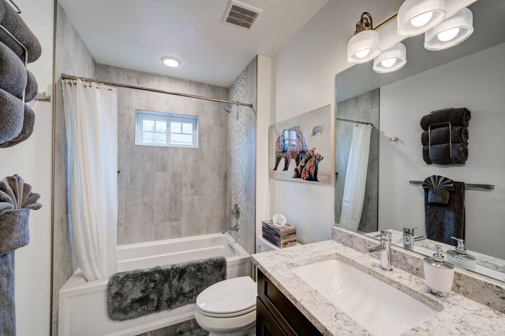 Photo of Bathroom in Riverfront