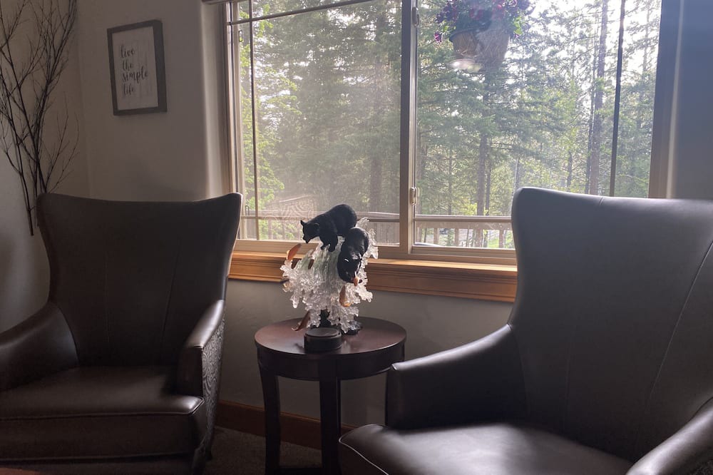 Photo of Bedroom in Lakeside