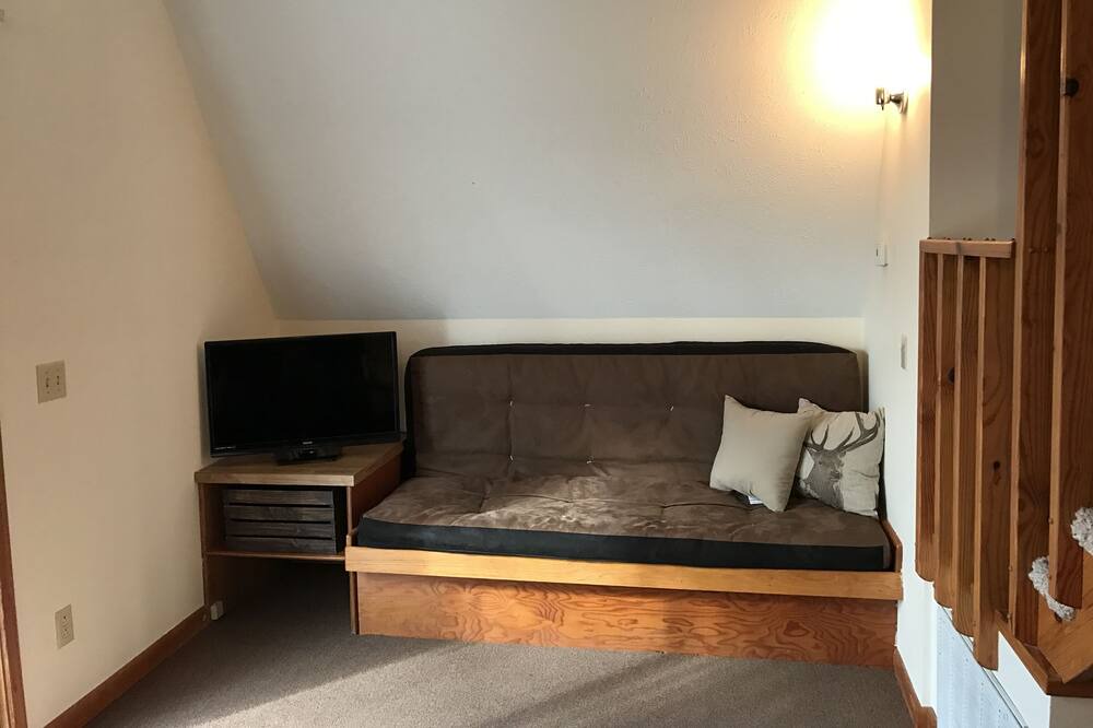 Photo of Livingroom in Gamaliel
