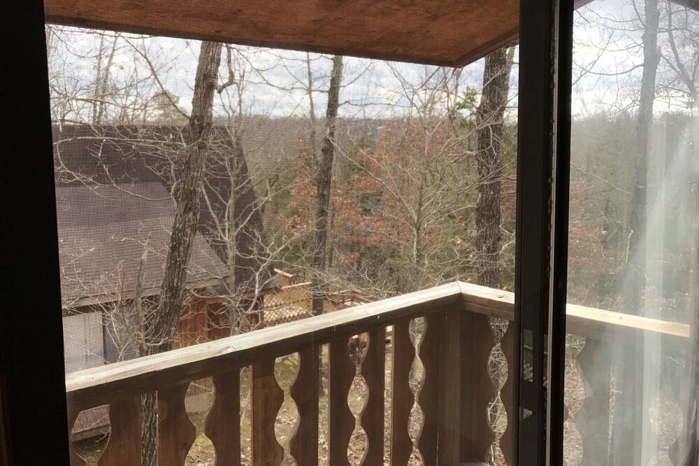 Photo of Patio Balcony in Gamaliel