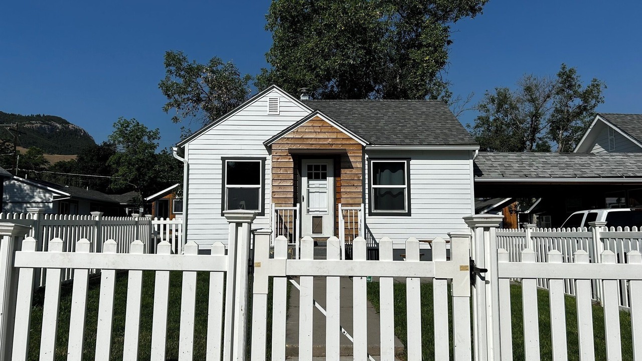 Photo of Others in Helena