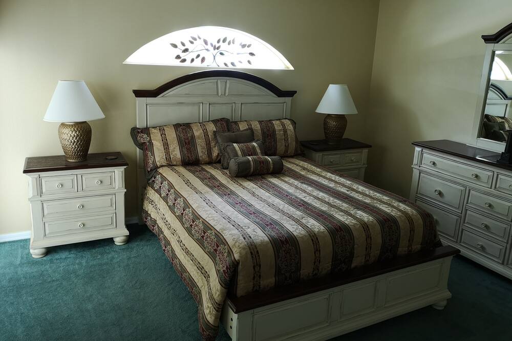 Photo of Bedroom in Bridgewater Crossing