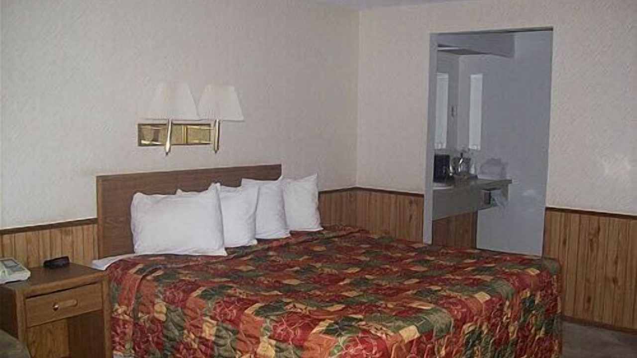 Photo of Bedroom in Baker