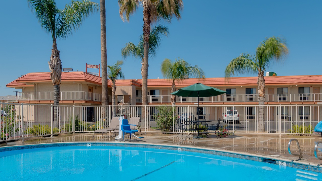 Photo of Outdoor in Oildale