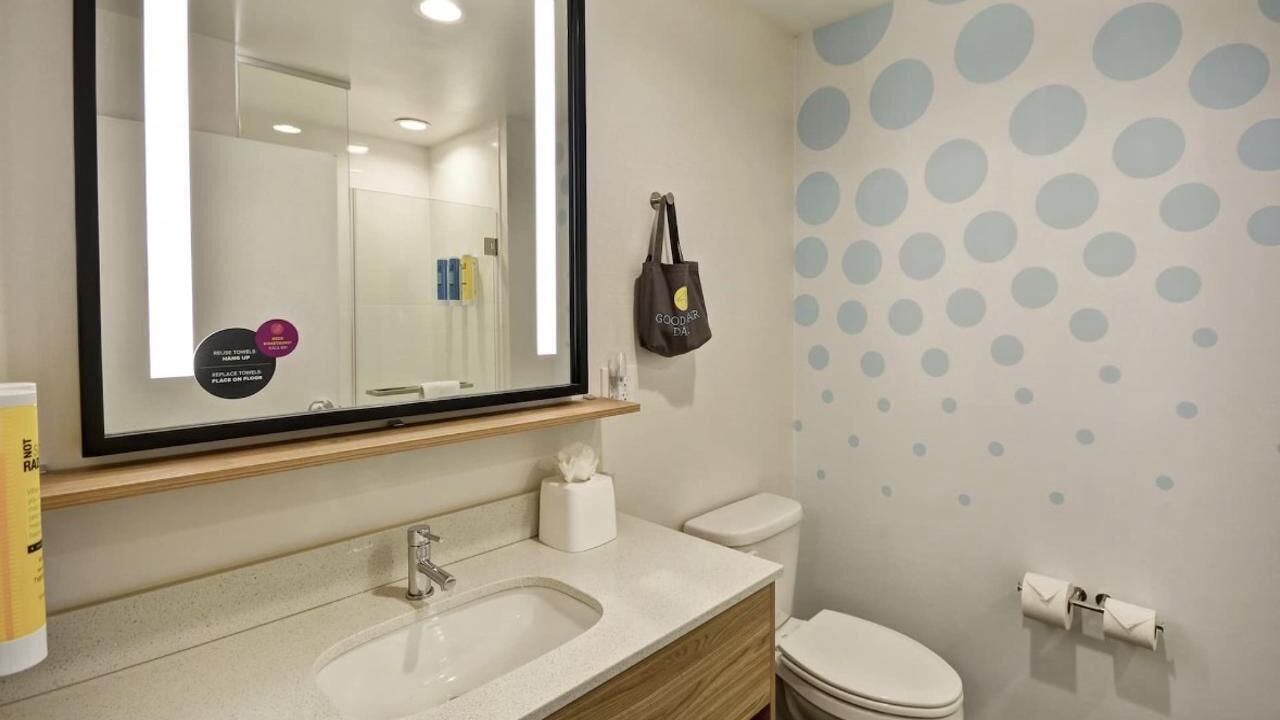Photo of Bathroom in Innsbrook