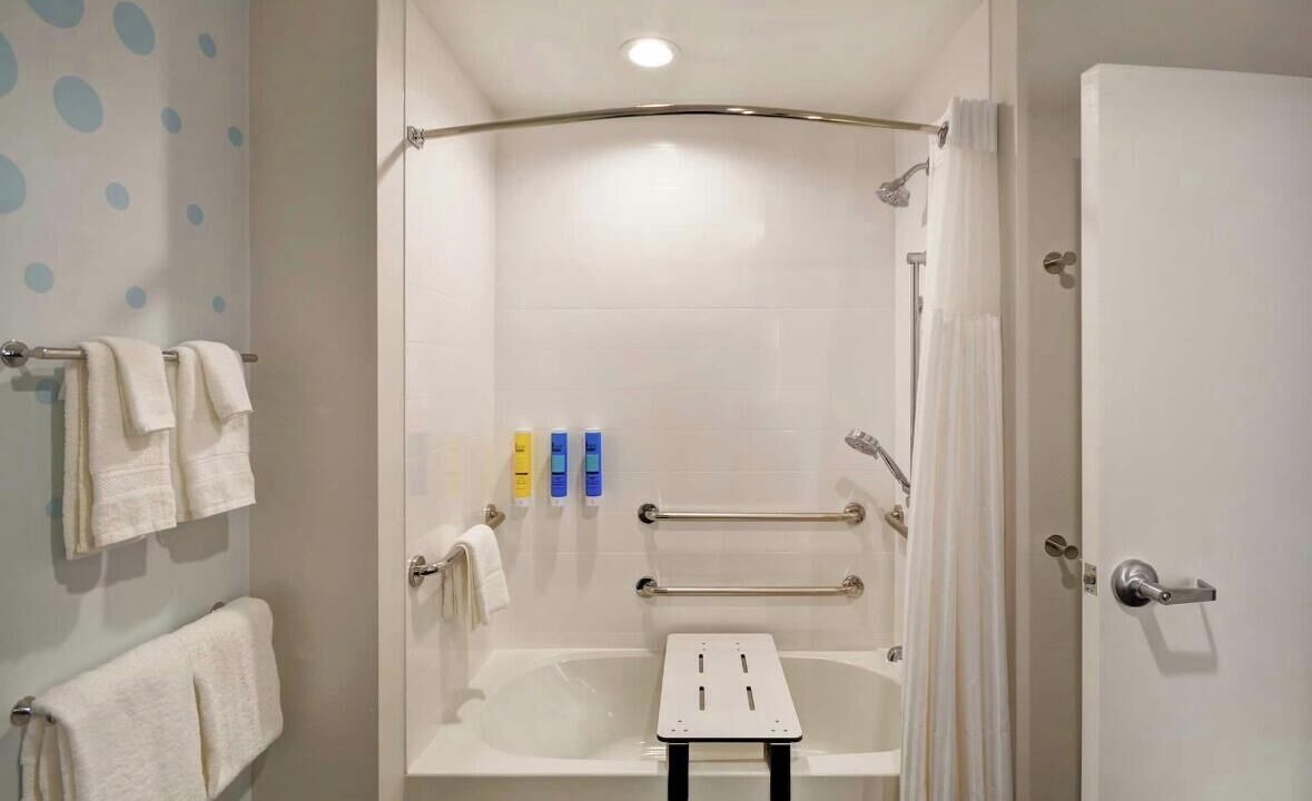 Photo of Bathroom in Innsbrook