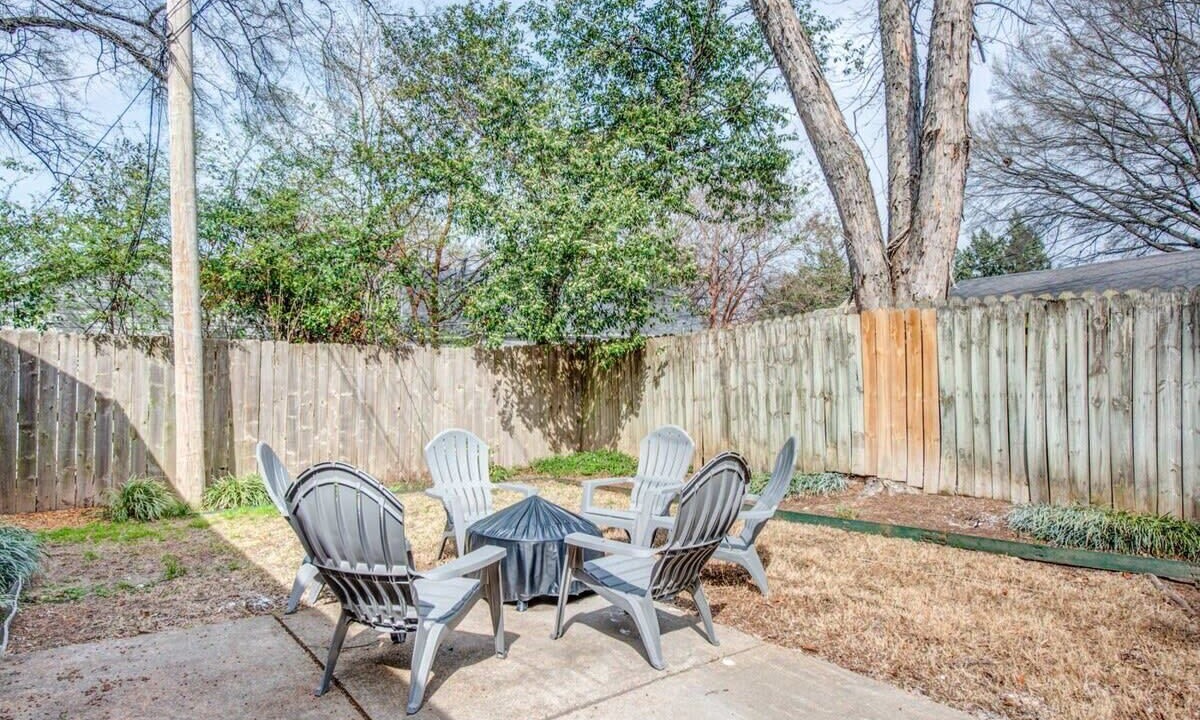 Photo of Patio Balcony in University District