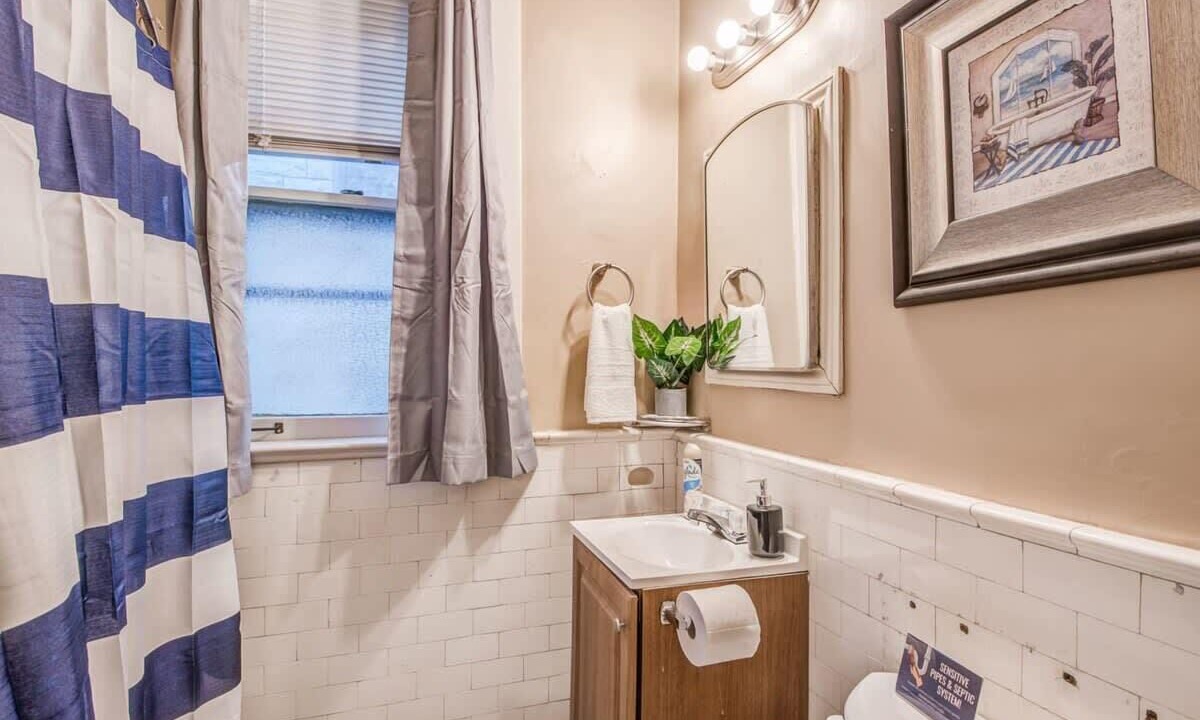 Photo of Bathroom in Evergreen