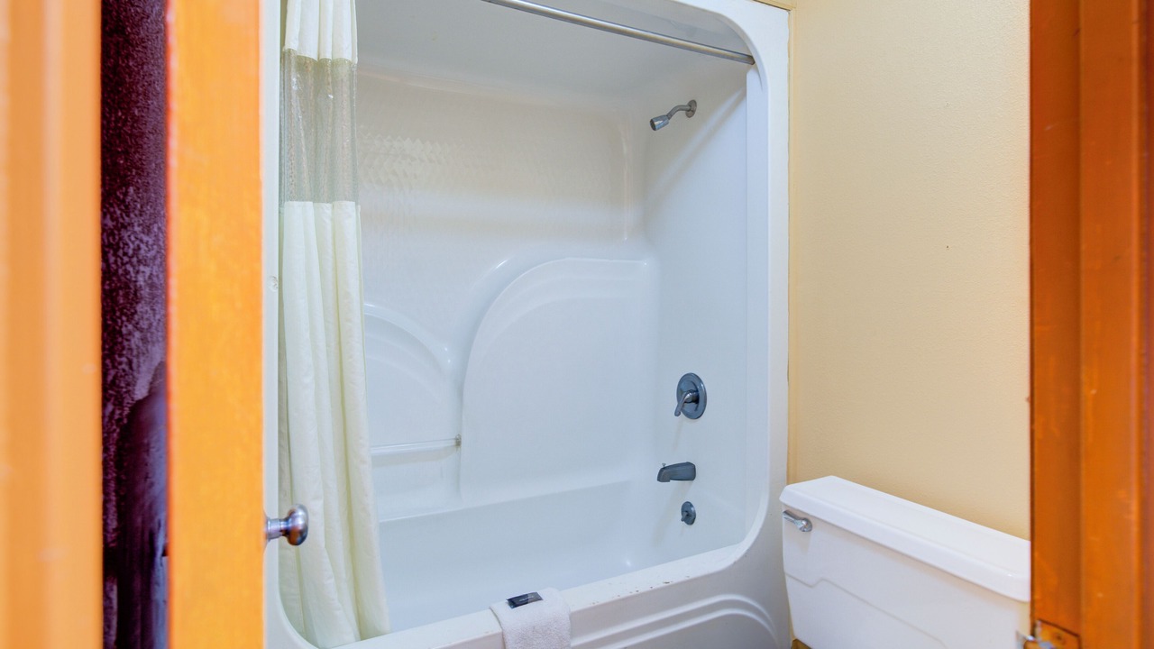 Photo of Bathroom in Kingstree