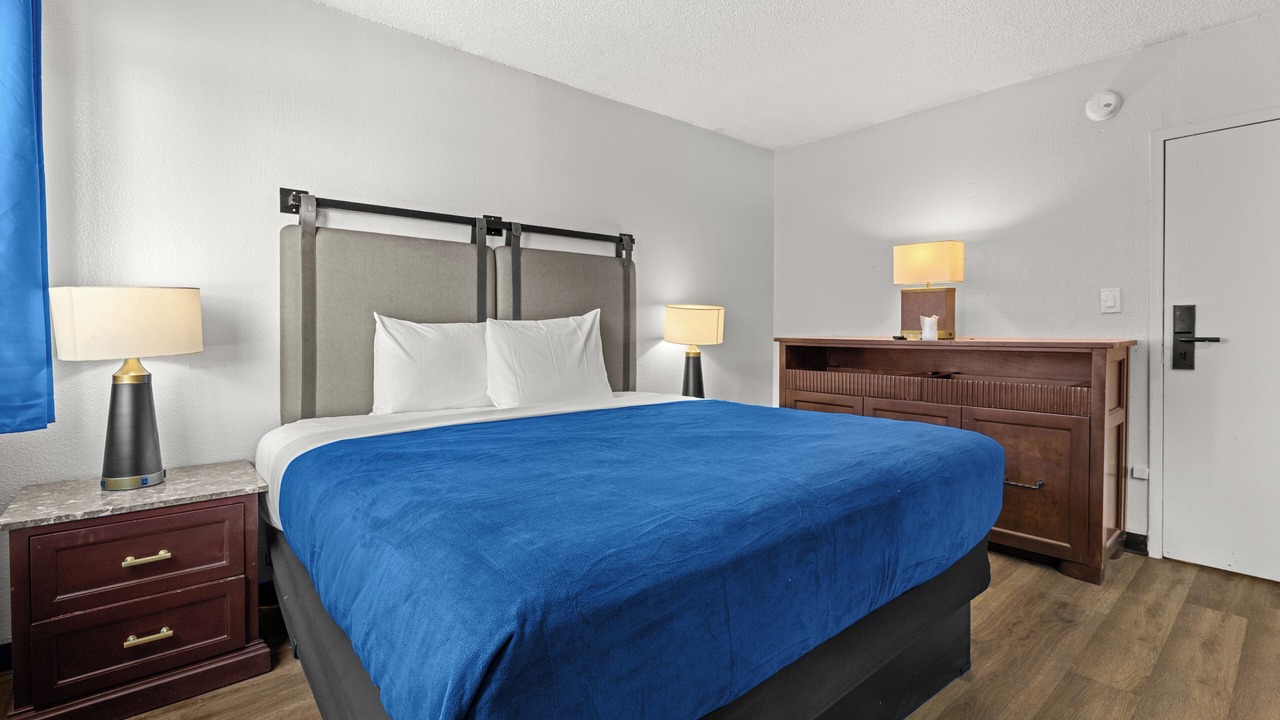 Photo of Bedroom in North Hollywood