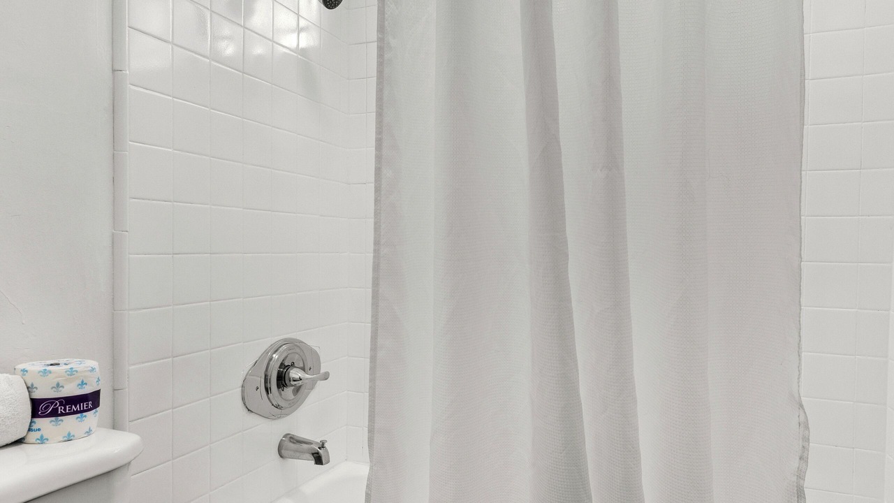 Photo of Bathroom in North Hollywood