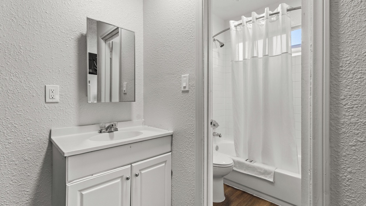 Photo of Bathroom in North Hollywood