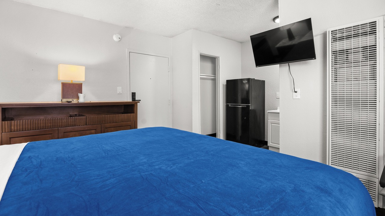 Photo of Bedroom in North Hollywood