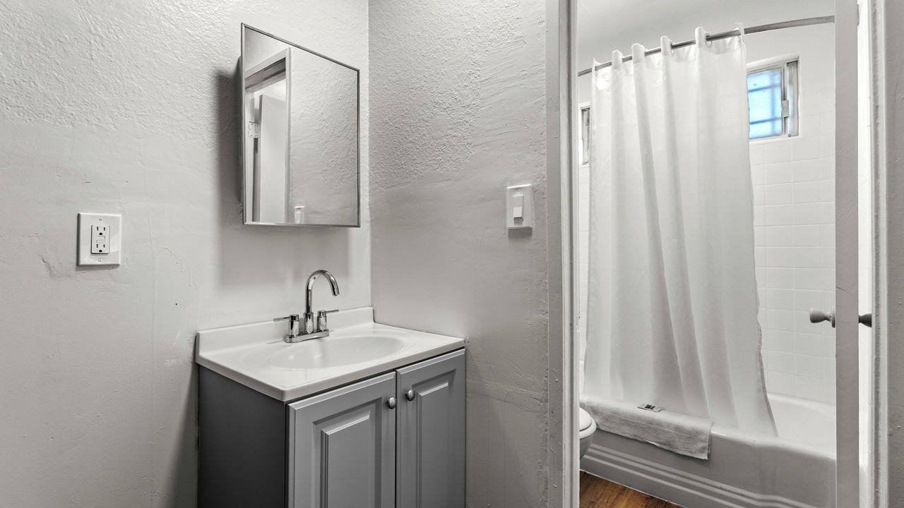 Photo of Bedroom in North Hollywood