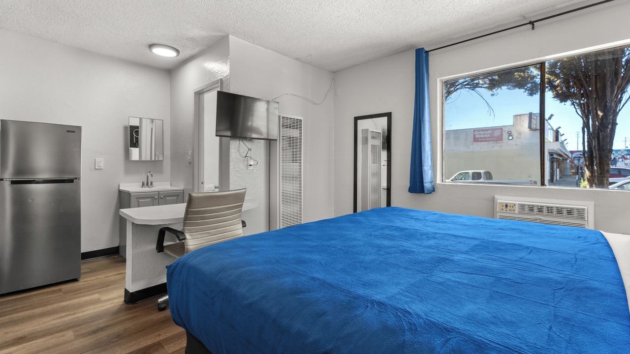 Photo of Bedroom in North Hollywood