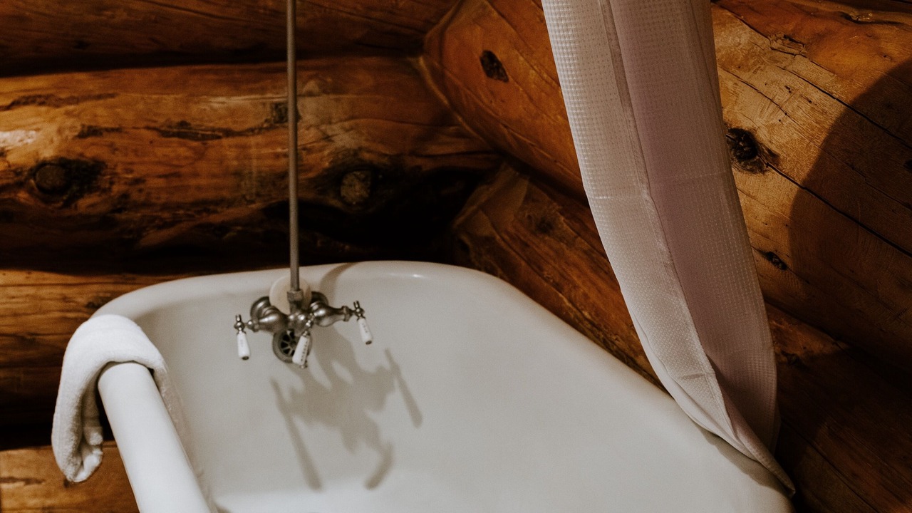 Photo of Bathroom in West Yellowstone