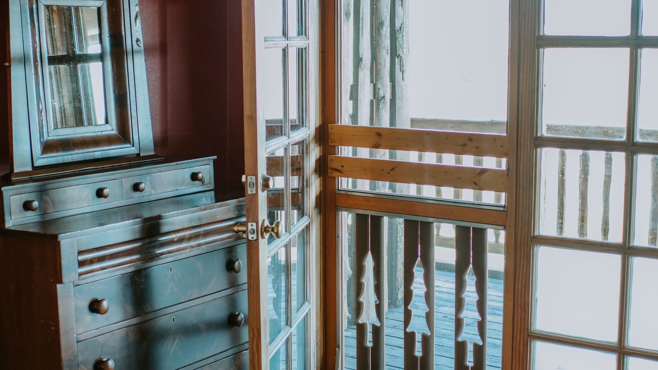 Photo of Bedroom in West Yellowstone