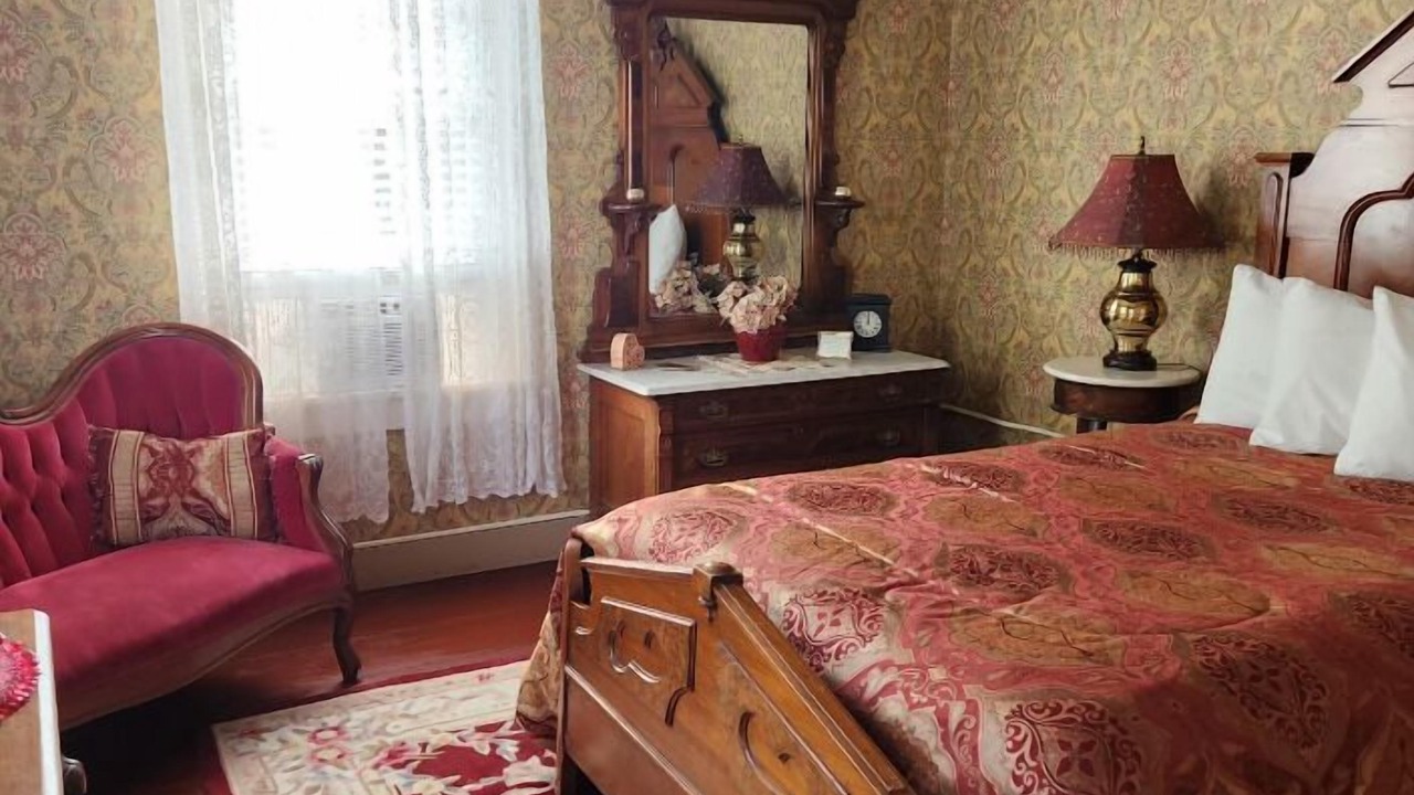 Photo of Bathroom in Virginia City