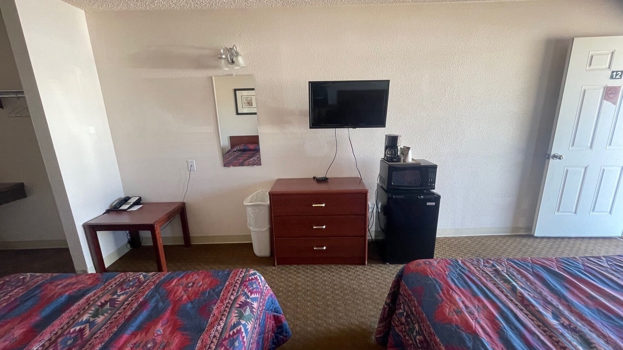 Photo of Bedroom in Glendive