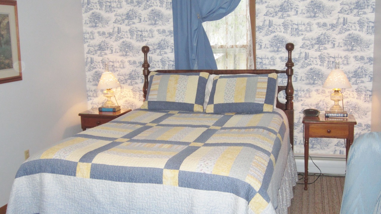 Photo of Bedroom in Homestead