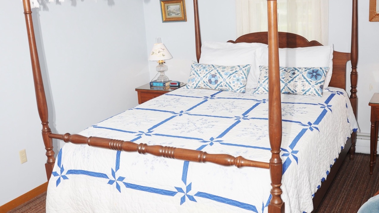 Photo of Bedroom in Homestead