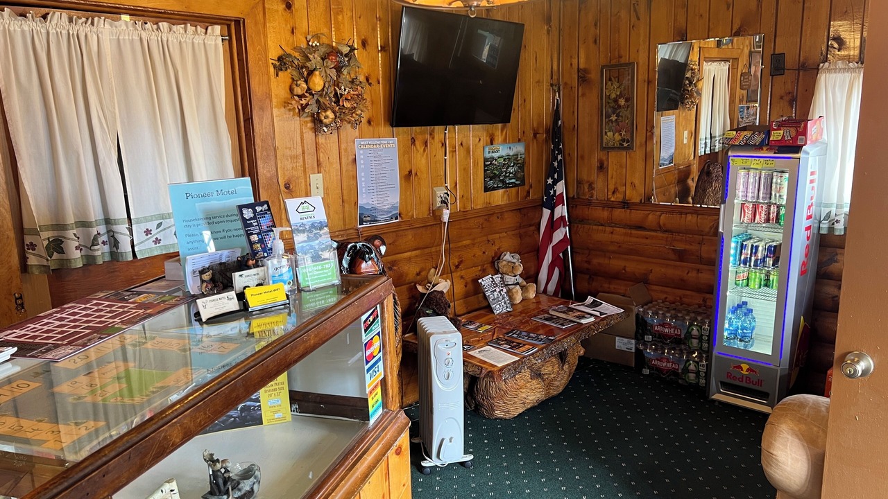 Photo of Others in West Yellowstone