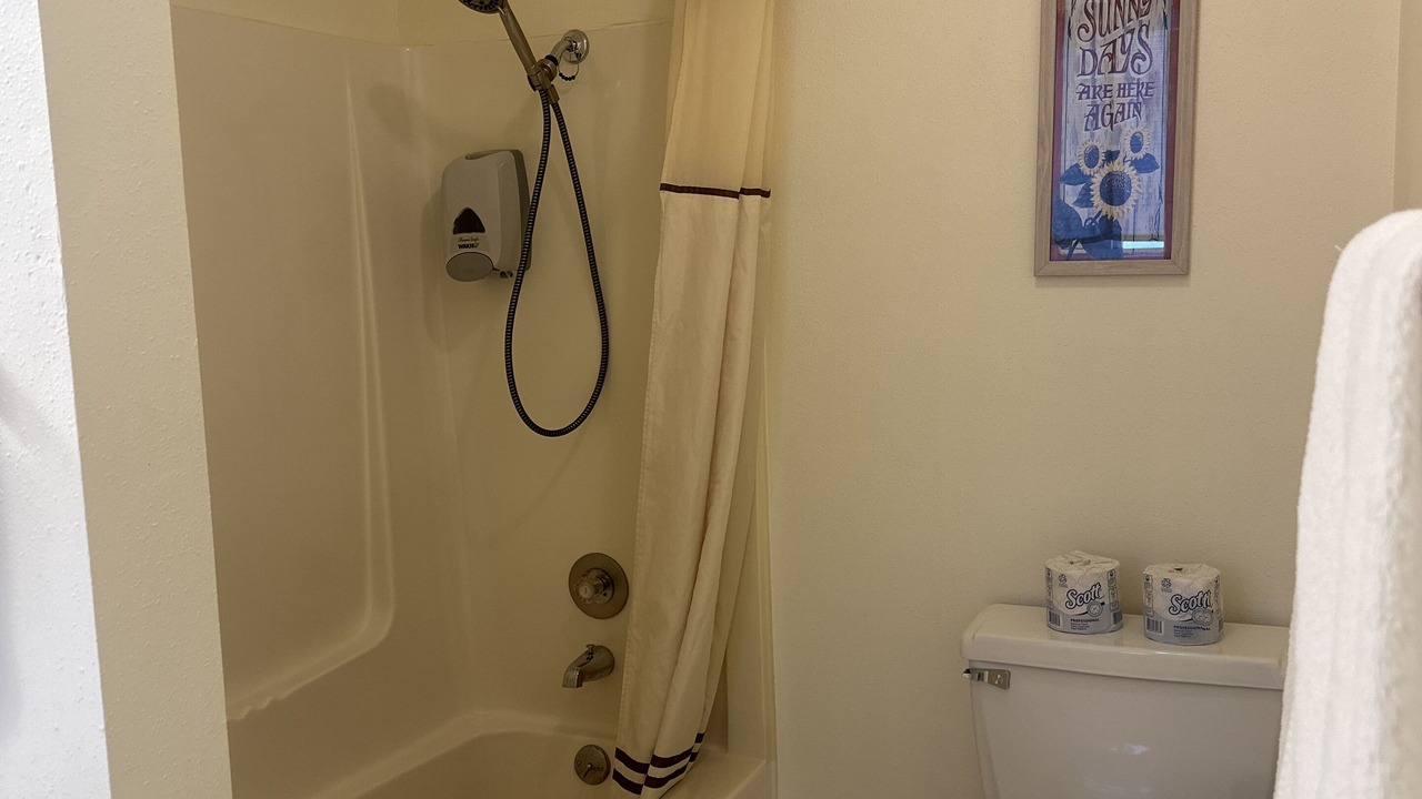 Photo of Bathroom in Frontier