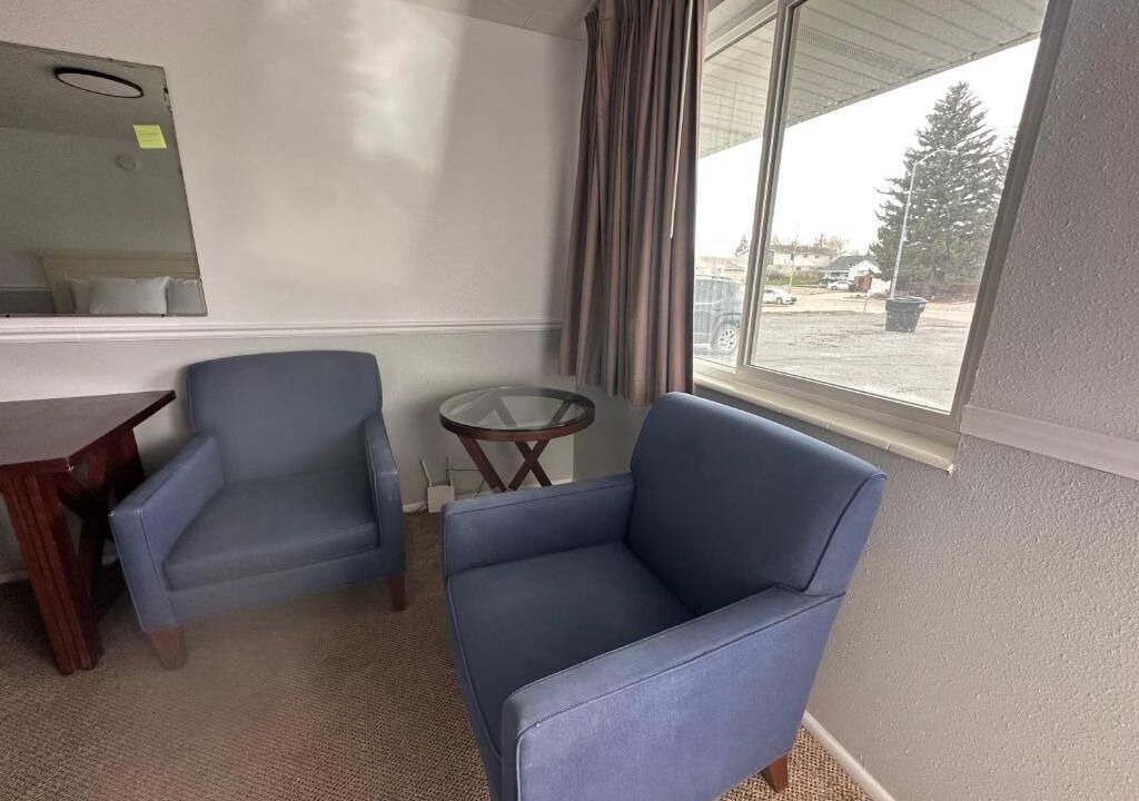 Photo of Livingroom in Frontier