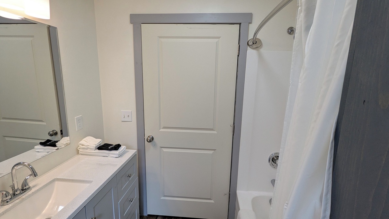 Photo of Bathroom in Garden City