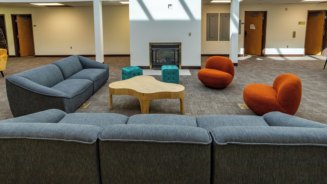 Photo of Livingroom in Cheney