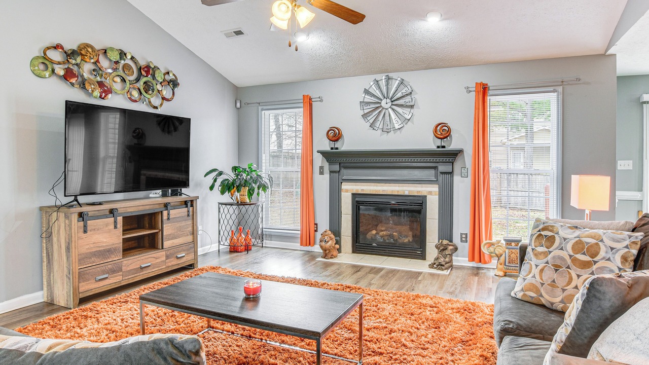 Photo of Livingroom in South View