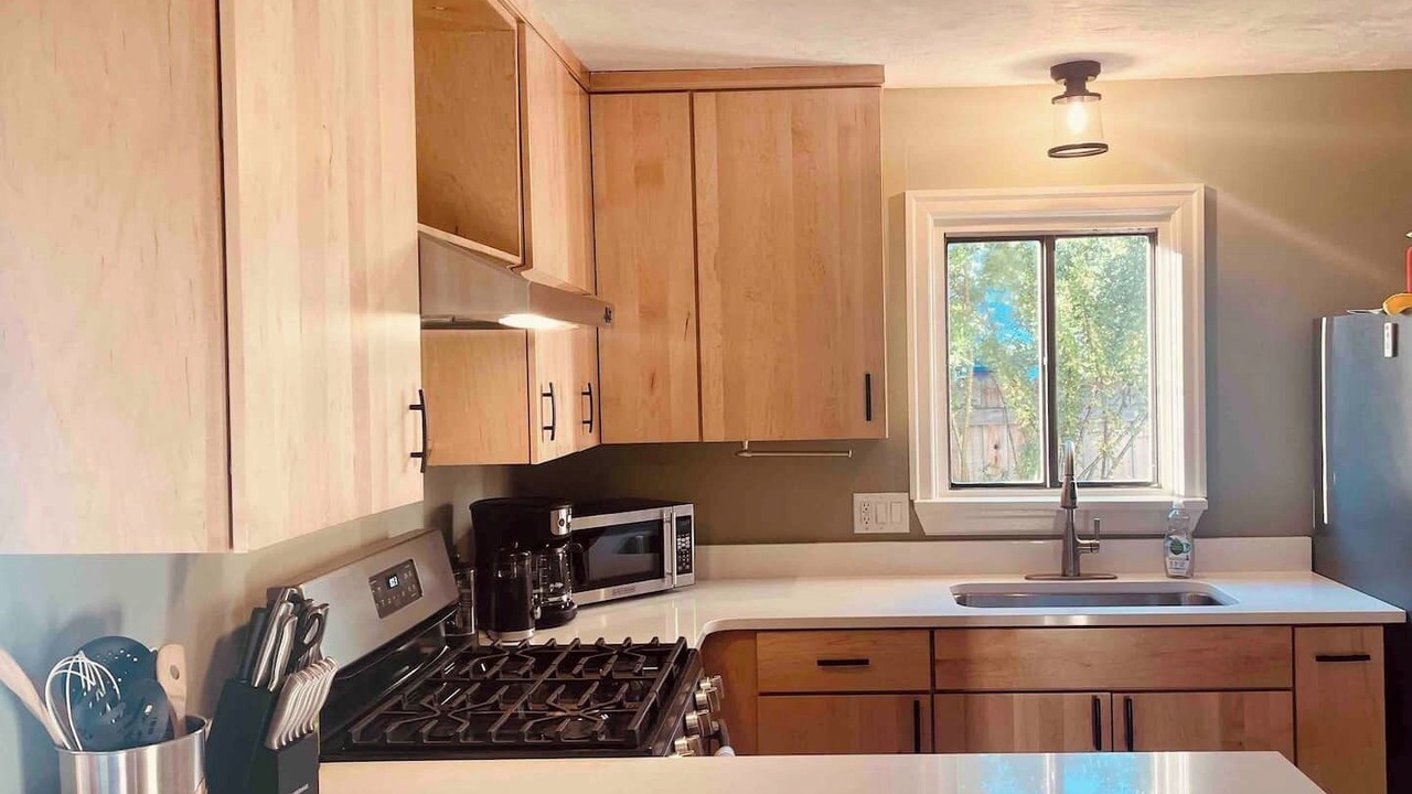 Photo of Kitchen in Franklin to the Fort