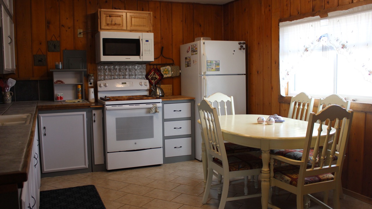 Photo of Kitchen in White Sulphur Springs