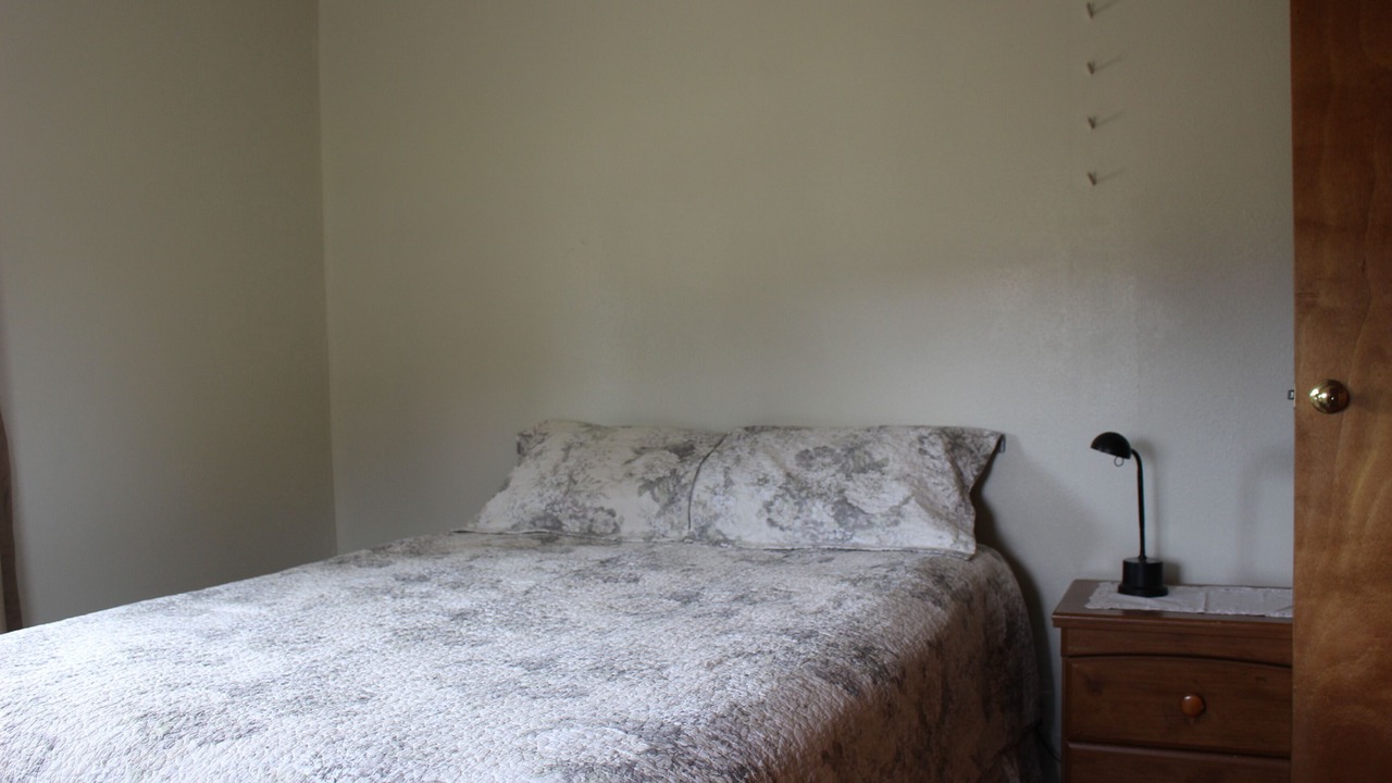 Photo of Bedroom in White Sulphur Springs
