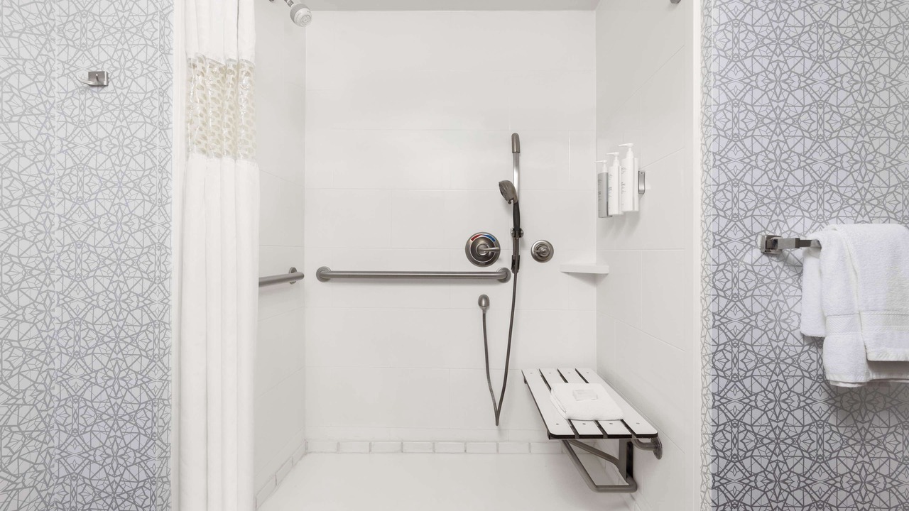 Photo of Bathroom in Douglas