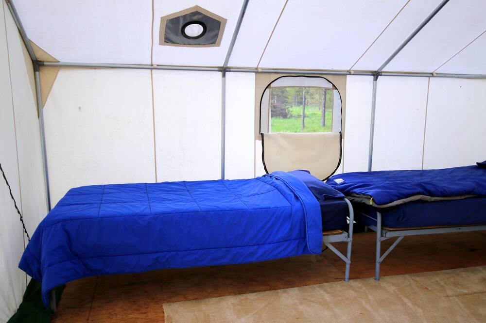 Photo of Bedroom in Flagg Ranch